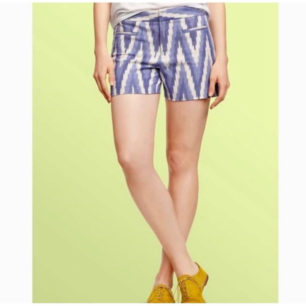 [Gap] ikat blue white pattern shorts / Size 00
